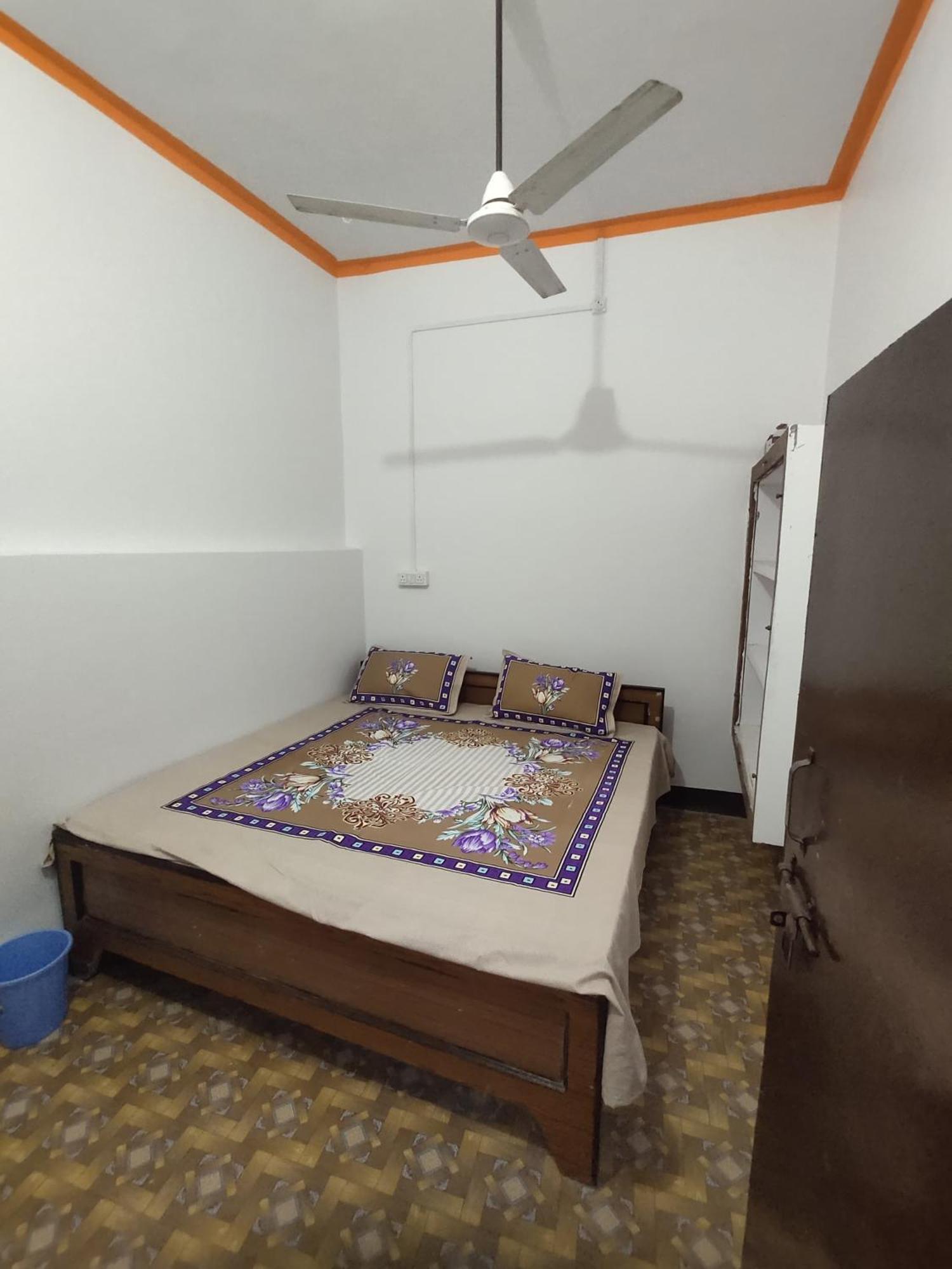Awadh Guest House Ayodhya Εξωτερικό φωτογραφία